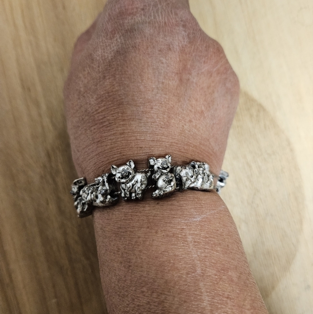 Vintage Silver-tone Laughing Piggy Slider Charm Bracelet
